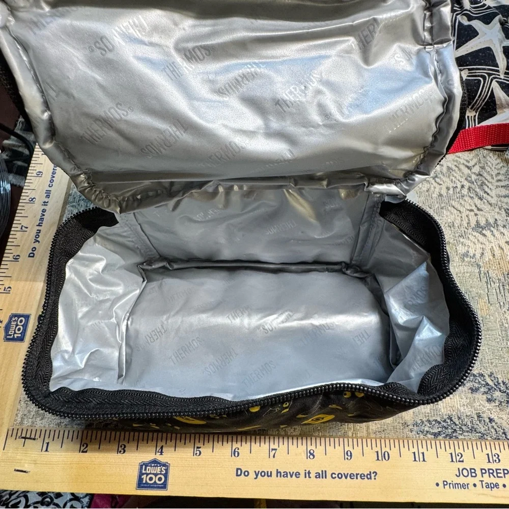 Thermos Pokémon Pikachu Dual Compartment Insulated Lunch bag Yellow‎ and Black